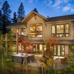 Sunrise Ski Haus