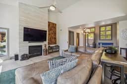 Golden Fox House - Image 3
