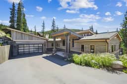 Golden Fox House - Image 4