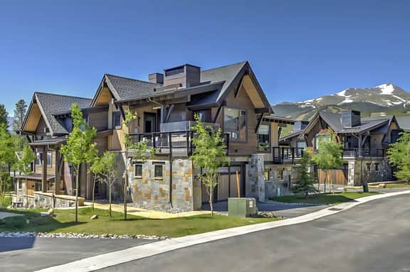 Falcon Haus - Image 4