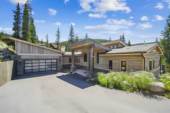 Golden Fox House - Image 4