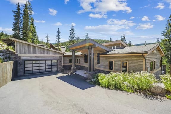Golden Fox House - Image 1