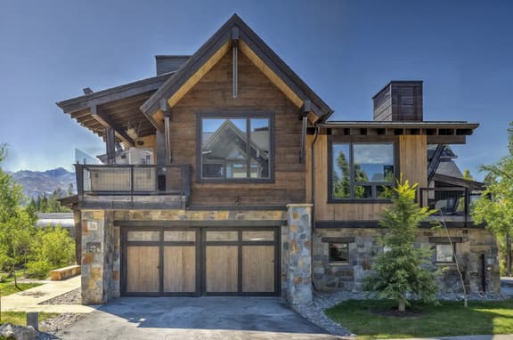 Falcon Haus - Image 1